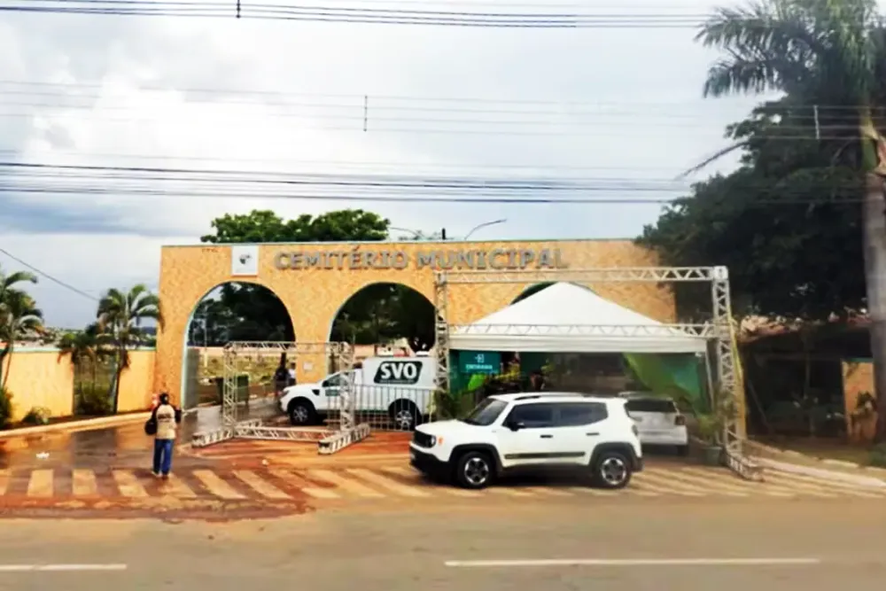 Cemitério em Goiás anuncia a exumação em mais de 400 túmulos
