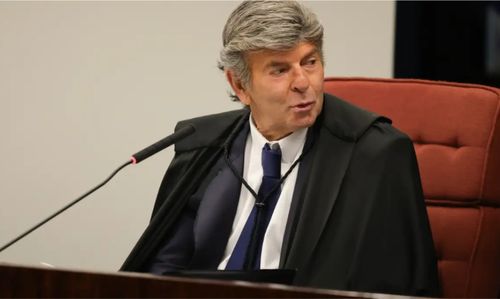 Fux absolve Bolsonaro e condena Braga Netto e Cid pela trama golpista