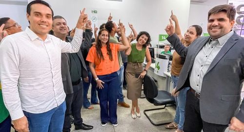 Zé Délio inaugura ponto de atendimento virtual da Receita no Vapt Vupt de Hidrolândia