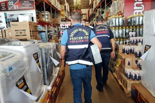 Força-tarefa apreende mais de 30 toneladas de sabão em pó falsificado