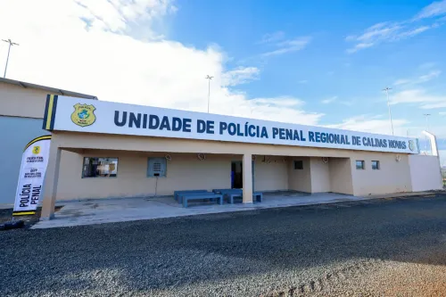 Caiado entrega presídio em Caldas Novas e alcança 2 mil novas vagas no sistema penitenciário