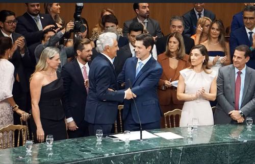 Ronaldo Caiado deixa Governo de Goiás e transfere cargo a Daniel Vilela