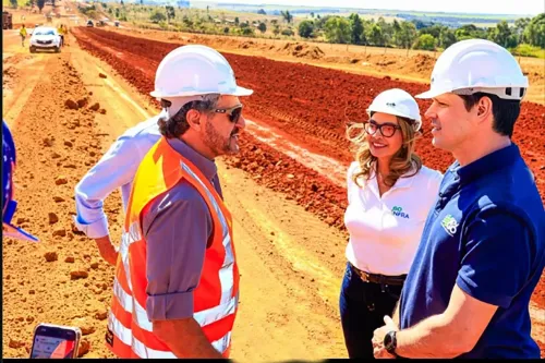 Governador Daniel Vilela e presidente da Goinfra vistoriam obras rodoviárias em diversas regiões de Goiás