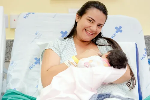 Agosto Dourado destaca os benefícios do aleitamento materno