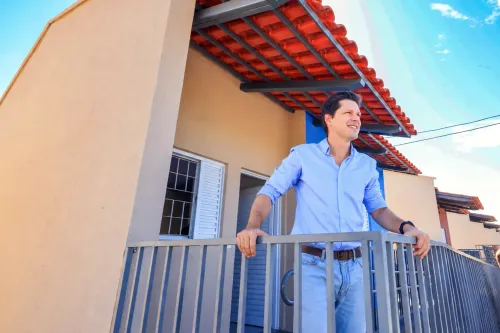 Após entregar 7,2 mil casas a custo zero, Daniel Vilela garante: “Programa não vai parar”