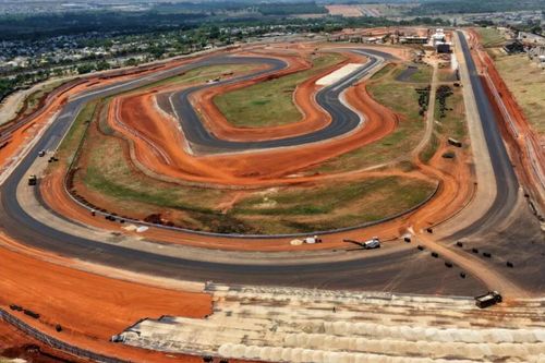 Reformas no Autódromo de Goiânia ultrapassam 60% de conclusão, diz Caiado 
